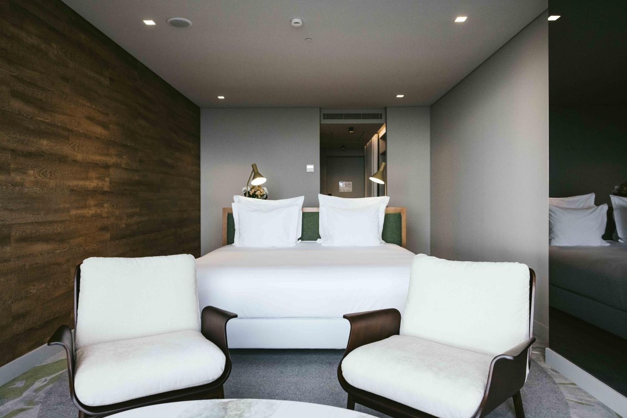 Quarto Duplo Superior com Vista Mar