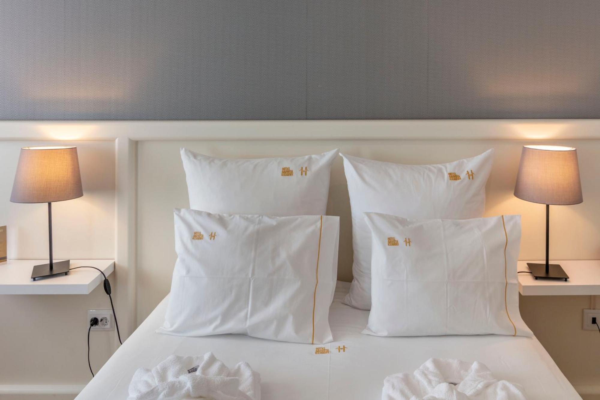 Budget Double Room,1613664929:JPEG